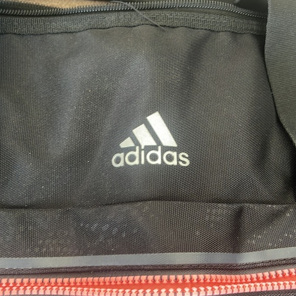 Adidas duffle bag - Picture 2 of 7